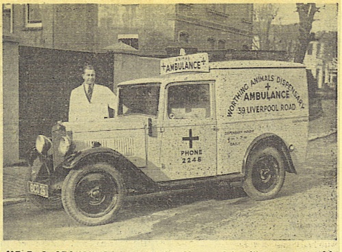 ambulance1939 BW photo